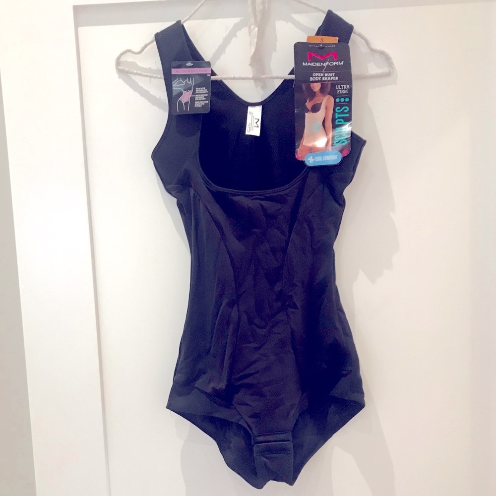 Maidenform shape former